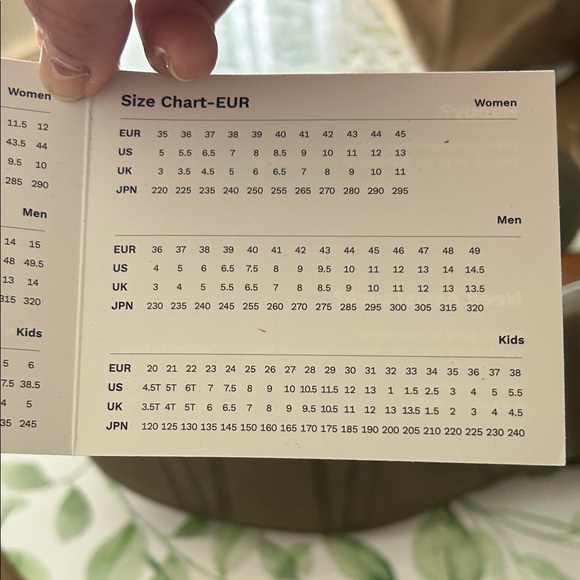 Men's Brown Dress Shoes - Picture 7 of 8